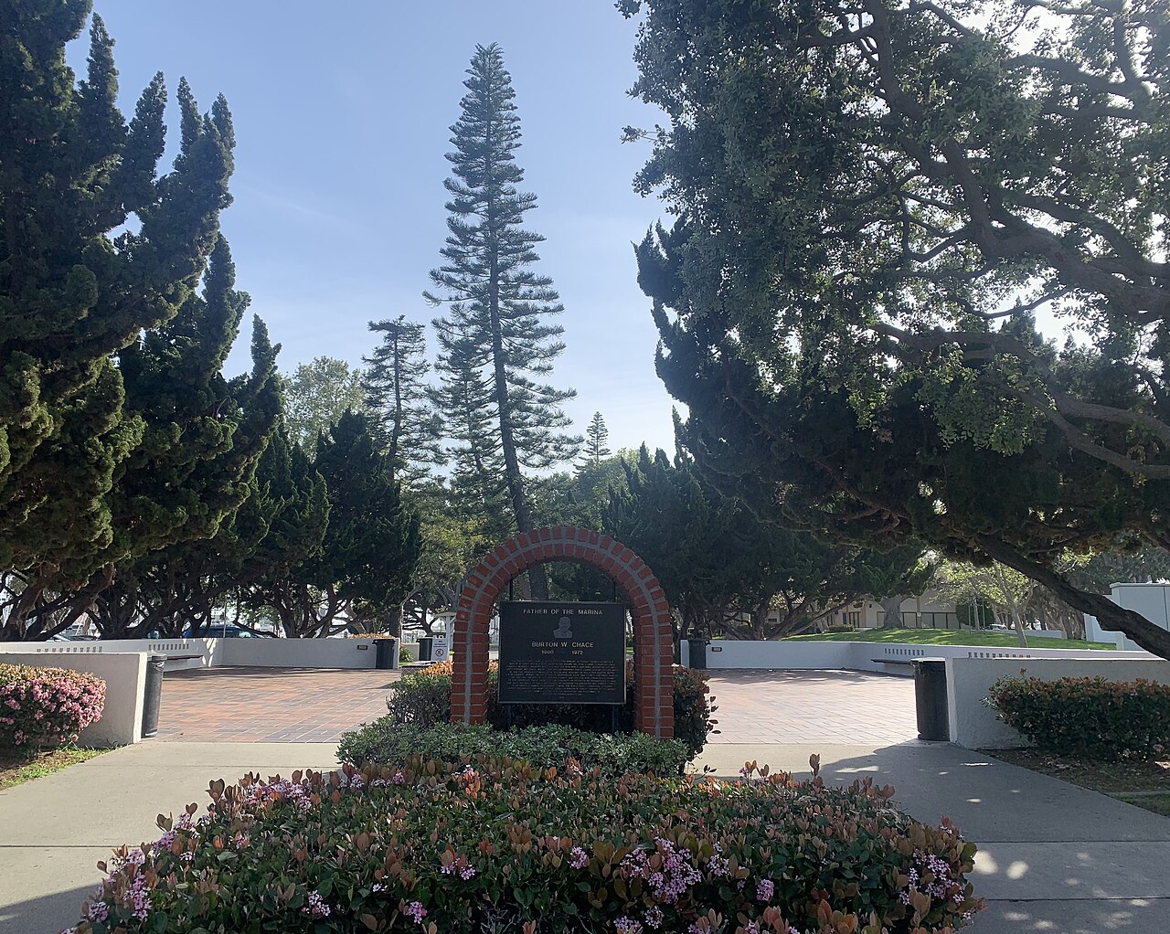 The lawn and waterfront at Burton Chace Park in Marina del Rey
